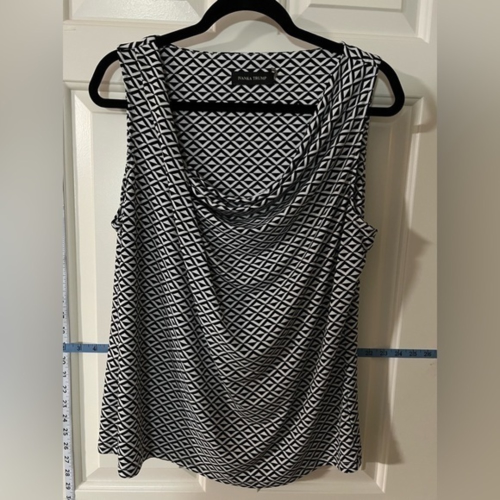 Ivanka Trump Sleeveless Blouse Top, Large